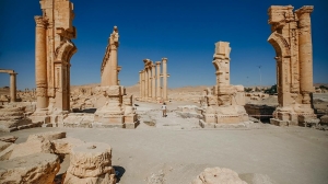 Петербургские археологи завершили археологические раскопки Триумфальной арки в Сирии