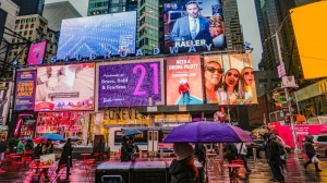 Где продвигать бизнес в 2022 году: рассказываем о наружных цифровых рекламных площадках