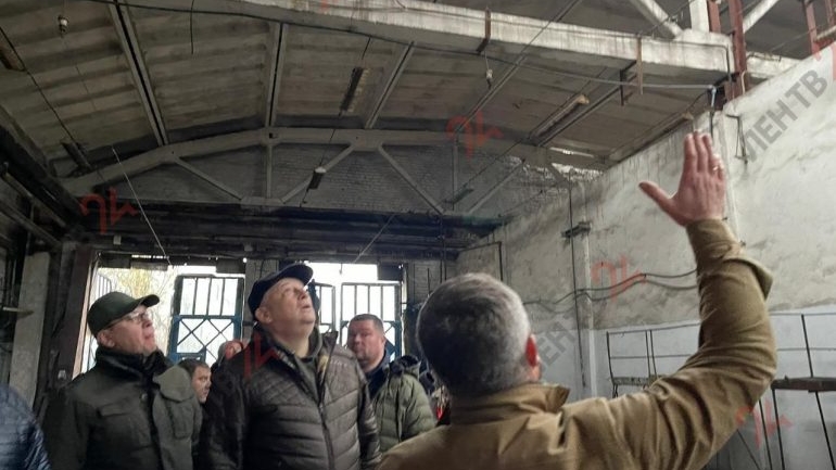 Губернатор Ленобласти Александр Дрозденко оценил темпы восстановления подшефного Енакиево, расположенного в ДНР