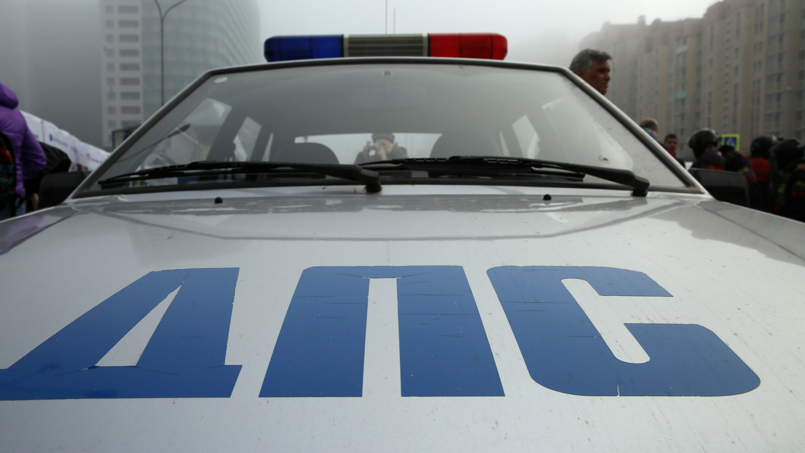 Сотрудники полиции Екатеринбурга открыли стрельбу во время побега водителя Porsche Cayenne