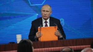 Путин спрогнозировал рост реальной зарплаты россиян на три-пять процентов в 2023 году