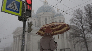 Зима уже на пороге: в Петербурге пошел снег