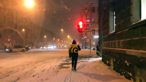 Уборка на 8 баллов: снег, гололед и ДТП парализовали Петербург