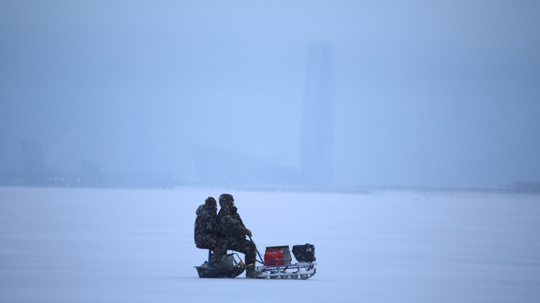 В Петербурге с начала зимнего периода зафиксировано 77 нарушений запрета выхода на лед