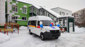 Реабилитационные центры Ленобласти получили новые автобусы для маломобильных жителей
