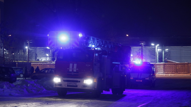 В СНТ Лесное посреди ночи вспыхнул частный дом: спасатели боролись с огнем более пяти часов
