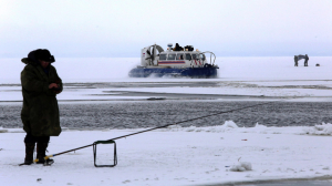 Смольный запретил петербуржцам выходить на лед с 15 ноября
