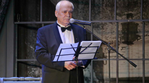 Николай Буров отпраздновал 70 лет на сцене Театра музыкальной комедии