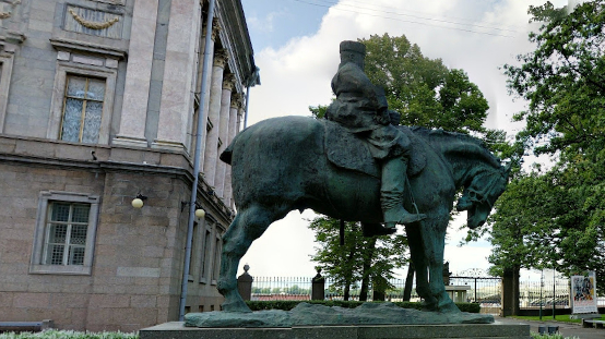 В Петербурге впервые собираются отреставрировать памятник Александру III перед Мраморным дворцом