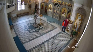 В гостинице Петербурга задержали мужчину, укравшего крест и «Евангелия» из храма Преподобного Сергия Радонежского