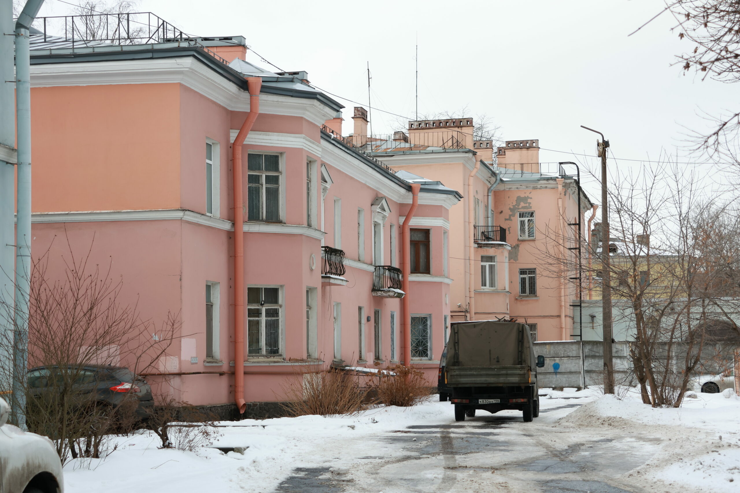 В «Нарвской Заставе» прошел народный сход против реновации квартала