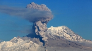 На Камчатке произошло более десятка полземных толчков в районе вулкана Шивелуч