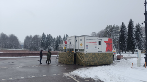 У Газпром Арены перед игрой «Зенита» установили мобильный пункт набора в армию