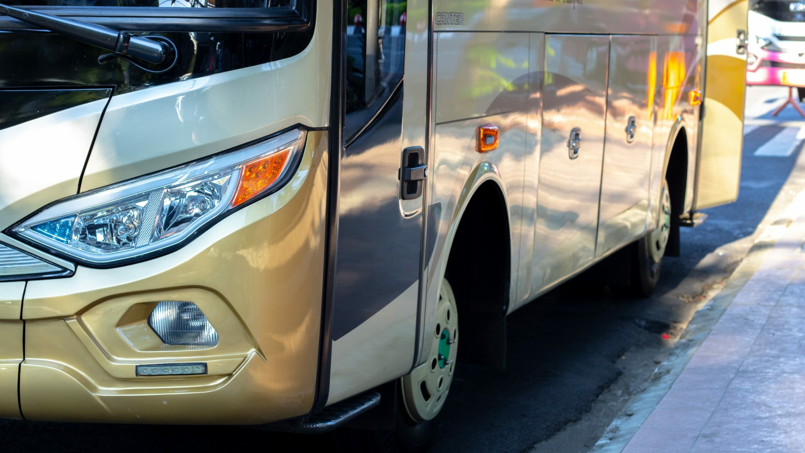 Европейский перевозчик запустил ежедневные автобусные рейсы из Петербурга в Лаппенранту