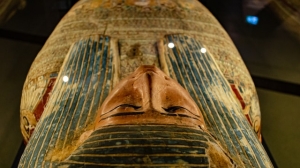 Нейтронный томограф раскрыл тайну самых маленьких египетских саркофагов