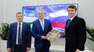 Вице-губернатор Поляков посетил Узбекистан, чтобы обсудить перспективные направления сотрудничества между городами