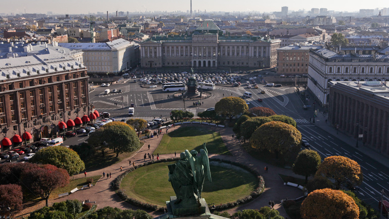 Петербургские депутаты подготовили законопроект о развитии военно-патриотического туризма