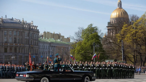 Neva.Today показывает, как прошел Парад Победы на Дворцовой площади