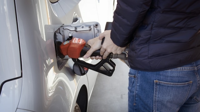 Автоэксперты рассказали, как можно сэкономить топливо при поездках
