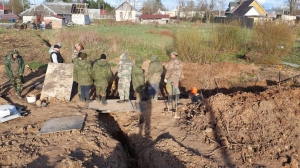 Скелеты 12 человек обнаружили при раскопках в Гатчинском районе: СК выясняет причины смерти