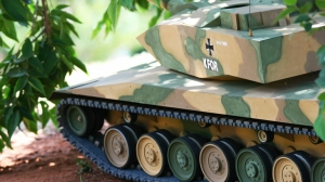 Первые миллионы от Лепса и Баскова вручили в Петербурге подбившим танки Leopard