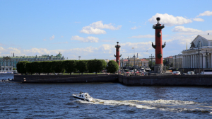 В Петербурге хотят ввести штрафы за неправильную парковку лодок и катеров