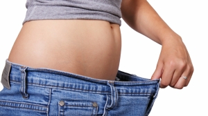 Диетолог Поляев назвал самый простой способ похудеть после праздников