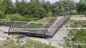 Дрозденко распорядился взять на контроль оказание помощи пострадавшим при обрушении моста в городе Луга