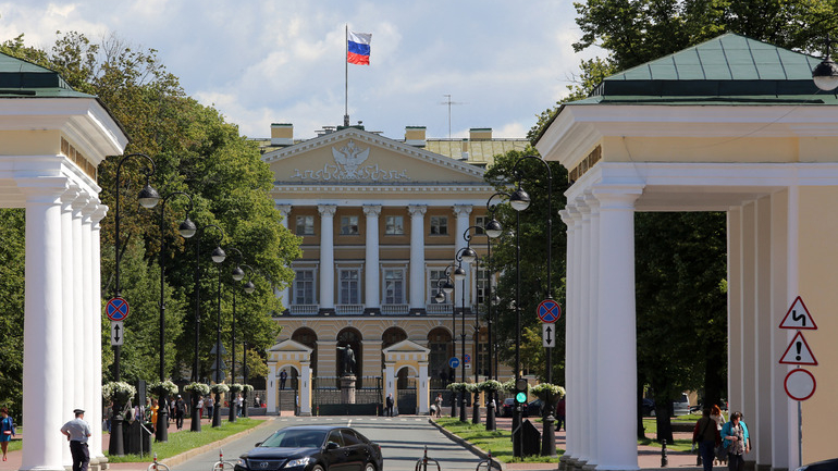 Правительство Петербурга утвердило прожиточный минимум на 2024 год