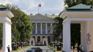 Петербургские власти с начала года потратили из городской казны больше 730 млрд рублей