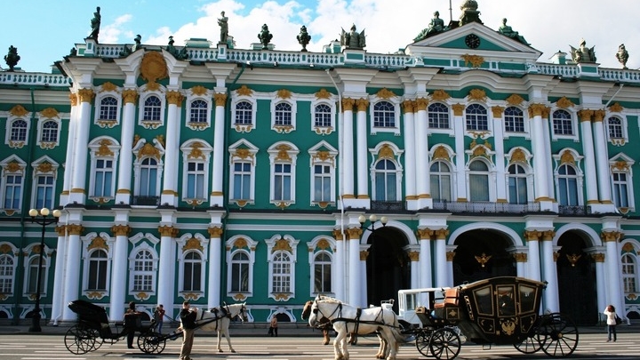 Петербург вошел в топ-10 самых креативных городов по итогам летнего сезона