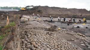 Археологи нашли исчезнувшие улицы на раскопках у гостиницы «Охтинская»