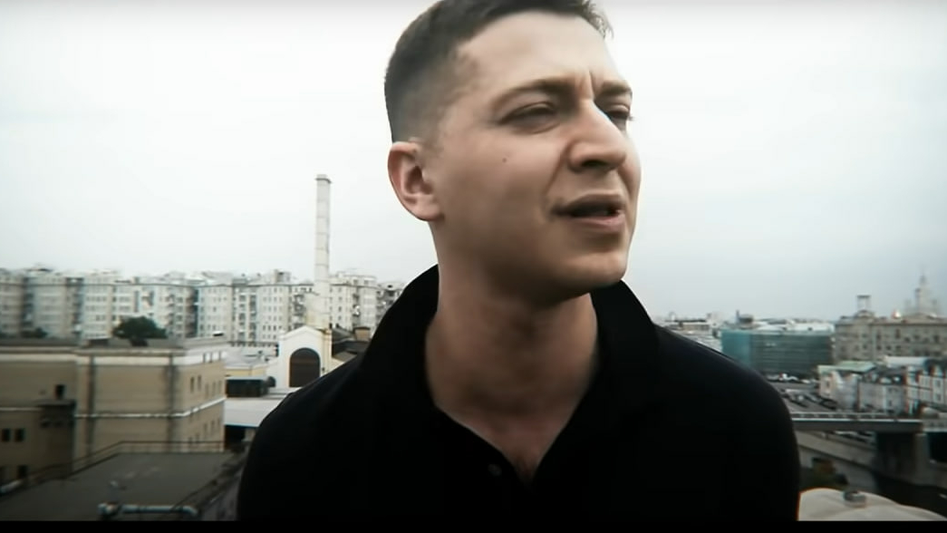 Репера Oxxxymiron* оштрафовали за отсутствие маркировки иноагента