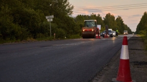Дорожники в Ленобласти затестили новую реактивную сушилку дорожного покрытия
