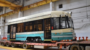 В Петербург отправили новый ретро-трамвай