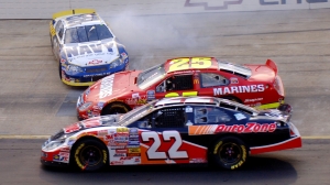 На автогонках NASCAR произошла одна из самых зрелищных аварий в истории