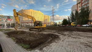 В Петербурге снесли многострадальный ТК рядом с метро «Комендантский проспект»