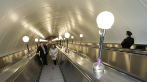 Из-за ремонта эскалаторов вход на станцию метро «Спортивная» ограничат до конца года