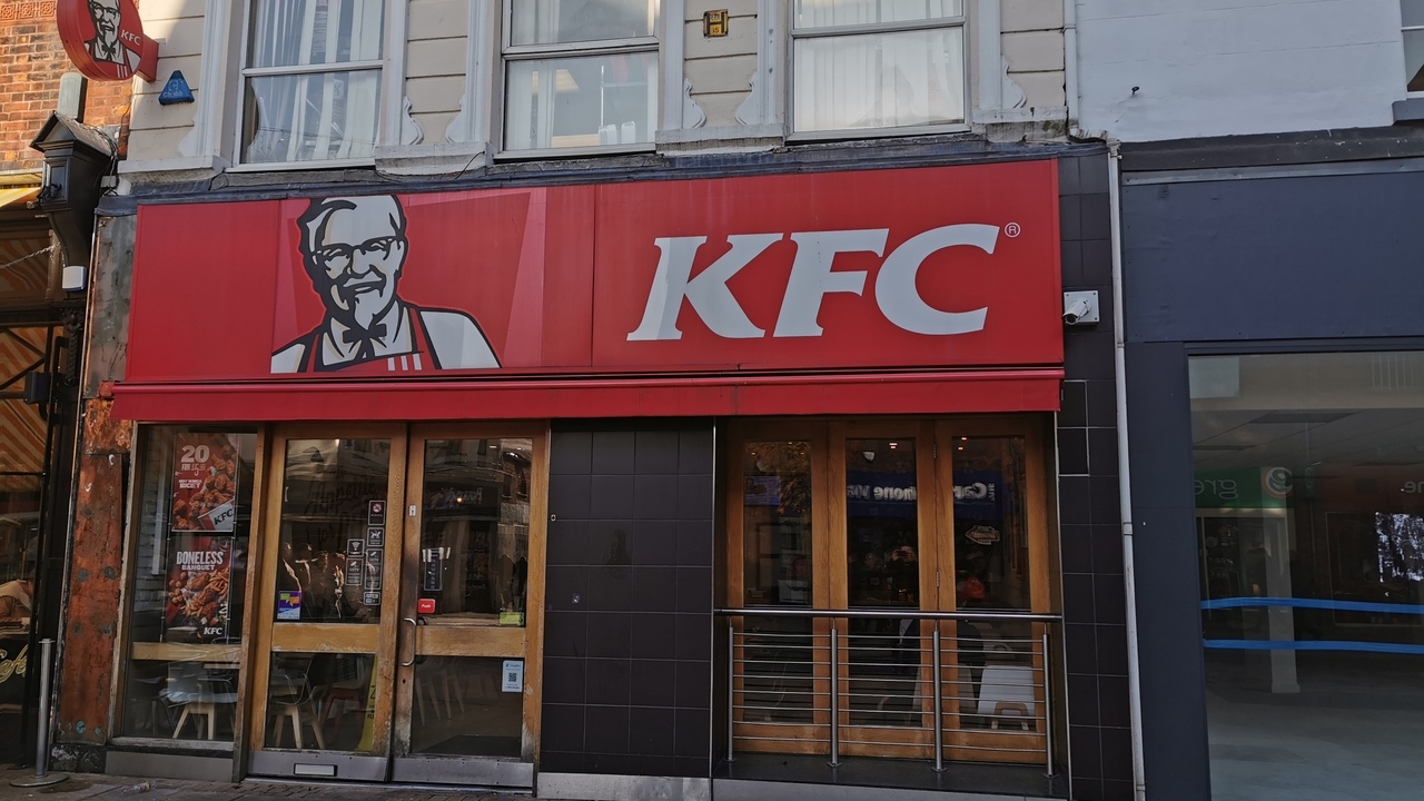 В KFC и «Ростикс» выросли цены на некоторые блюда