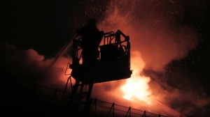 На Зареченской улице загорелся частный дом: один человек госпитализирован