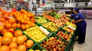 Петербуржцам посоветовали налегать на фрукты и овощи в декабре