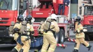 В пожаре в вагончике-бытовке на Приневской скончались два человека
