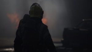 В Сергиево из сгоревшего дотла дома достали два трупа и чудом выжившего человека