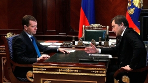 Силовики заинтересовались «Рождением Севера» Суркова: в статье экс-помощник Путина рассуждает о сближении США, РФ и Европы