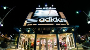 Московский суд арестовал на 3,5 млрд рублей активы российской структуры Adidas