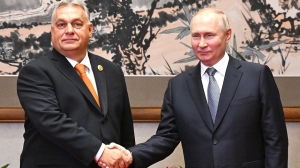 Орбан неожиданно попросил Путина о встрече: о чем говорили лидеры в Пекине