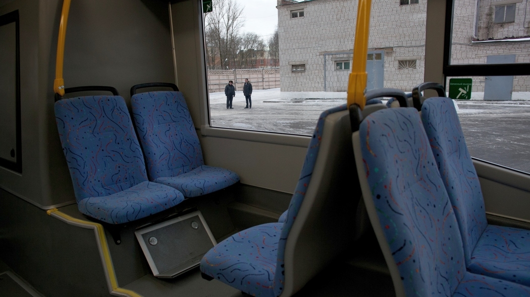 В новых трамваях и троллейбусах Петербурга есть теплый пол