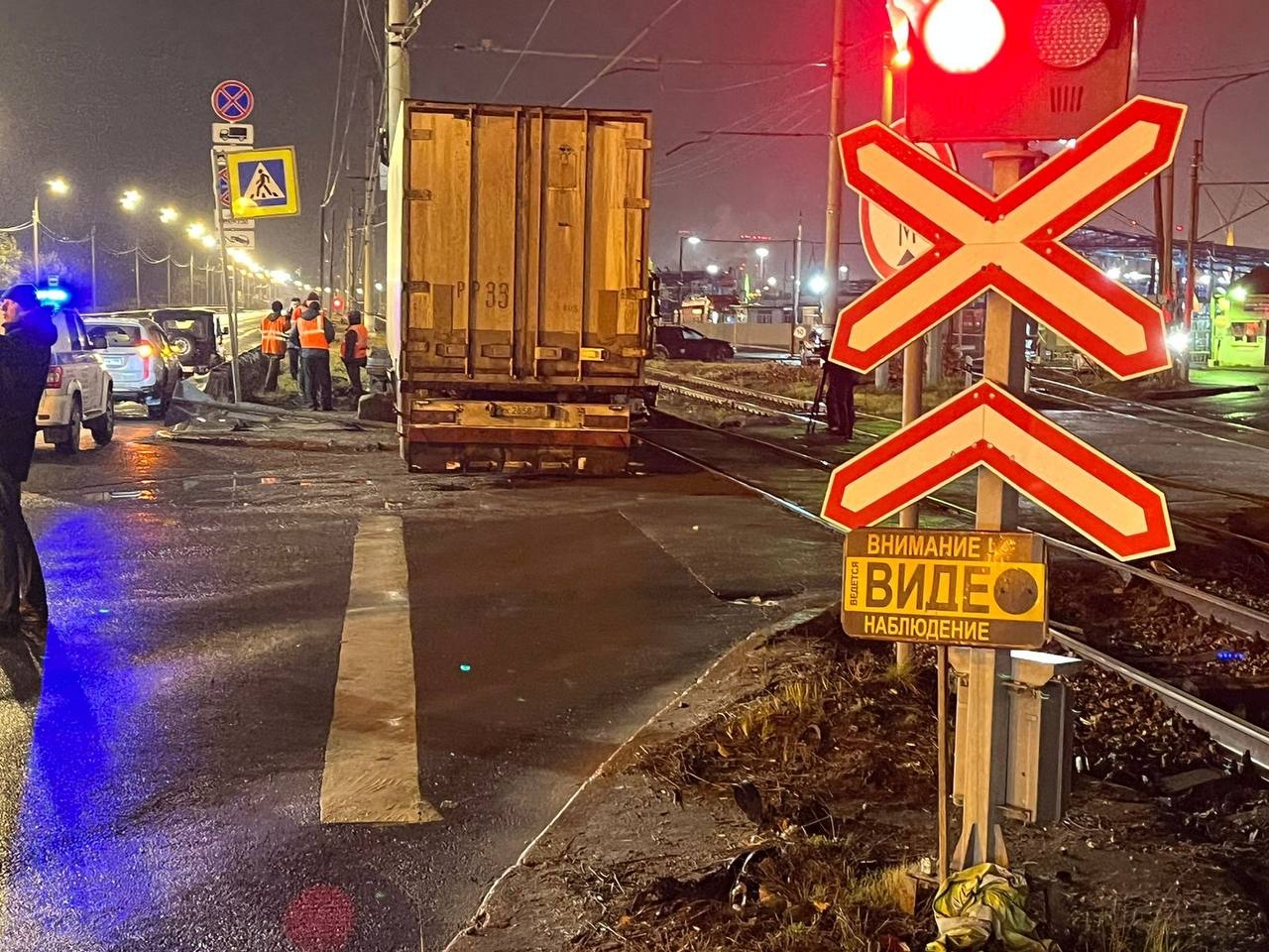 Прокуратура заинтересовалась аварией на ж/д переезде в районе Автово