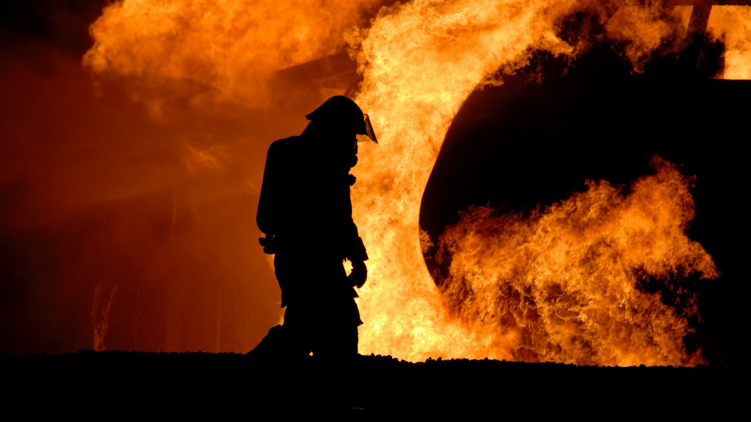 Банные процедуры закончились пожаром в Красном Селе: пострадал мужчина