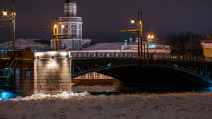 В ночь на понедельник в Петербурге разведут мосты